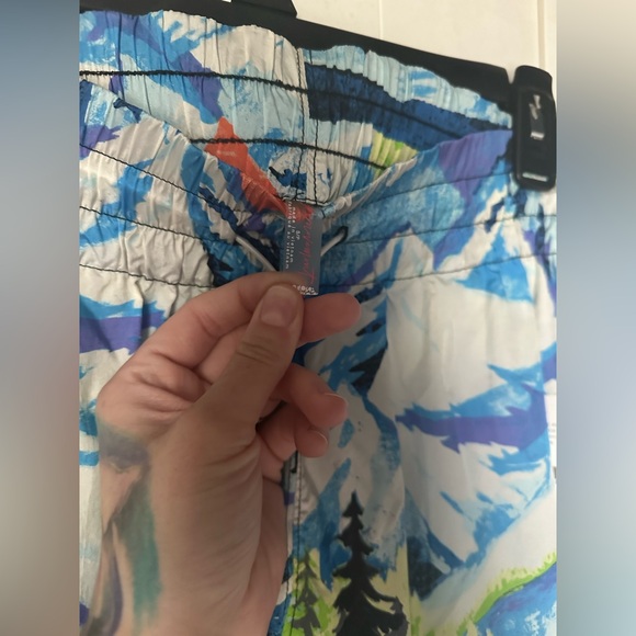 NWT Free People Movement Printed End Zone Pants Sold OUT Online! - Picture 7 of 11